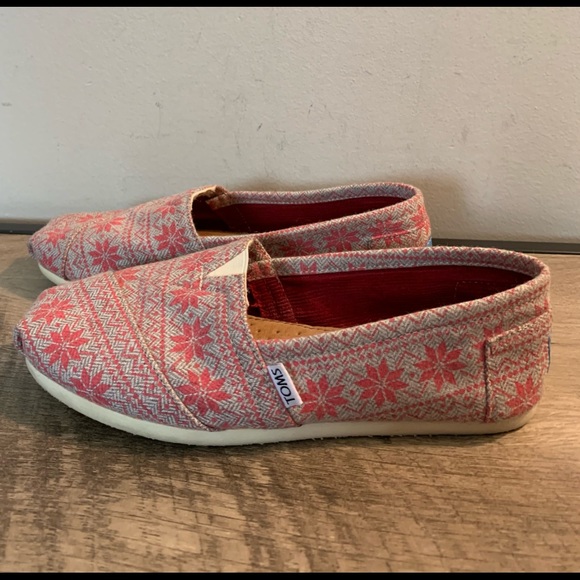 TOMS Gray Pink BELMONT Snowflake LOAFERS Flats  9 - Picture 2 of 7